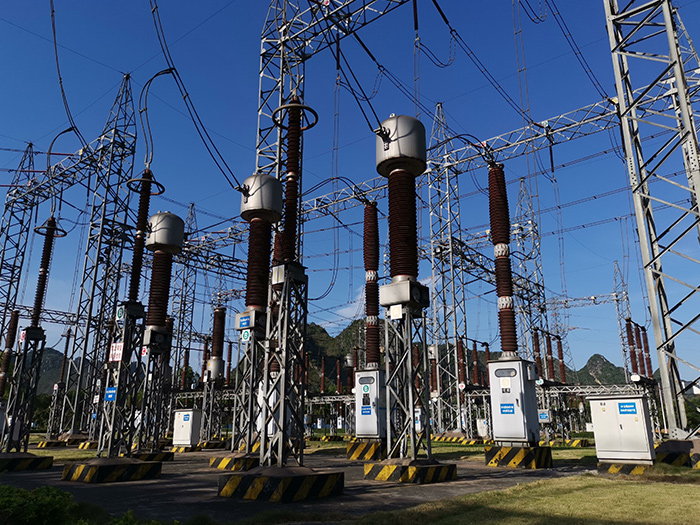 高压断路器实拍